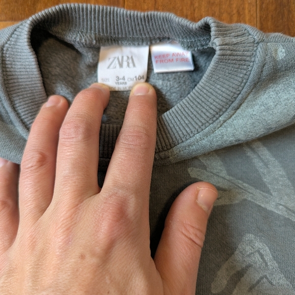 Zara Sweater, 3-4T - Picture 2 of 3